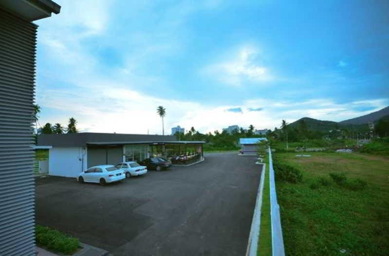 Riverra Inn Langkawi Kuah Exterior foto